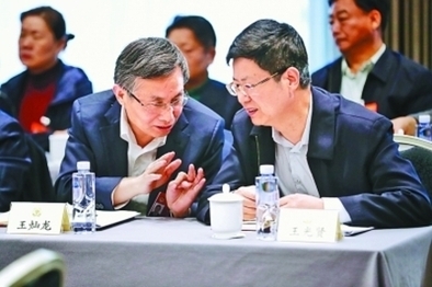 书斋的边界——记全国政协委员王灿龙(分离(7599971)-20250702090036