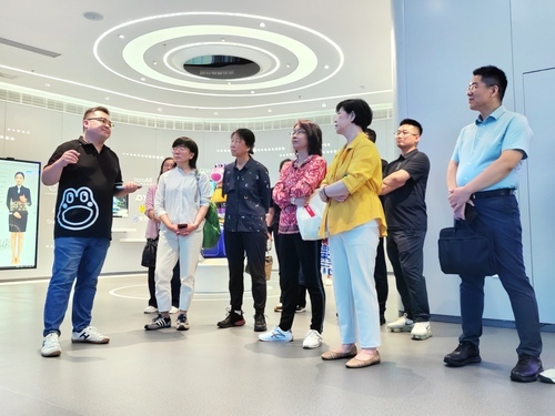 全国政协委员钟瑛:为兴边富民、稳边固边贡献力量 钟瑛