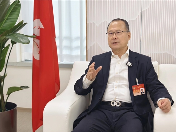 蔡冠深:办好世界华商大会 将对把握全球产业变革机遇有重要意义